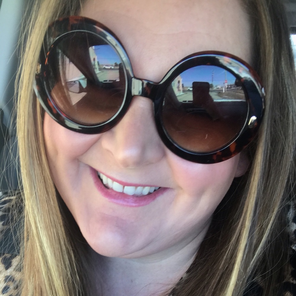MEET YOUR POSHER: MEAGHAN